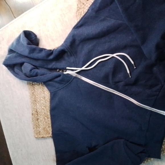 𝅺FOREVER21 swear zip jackets - Picture 4 of 5